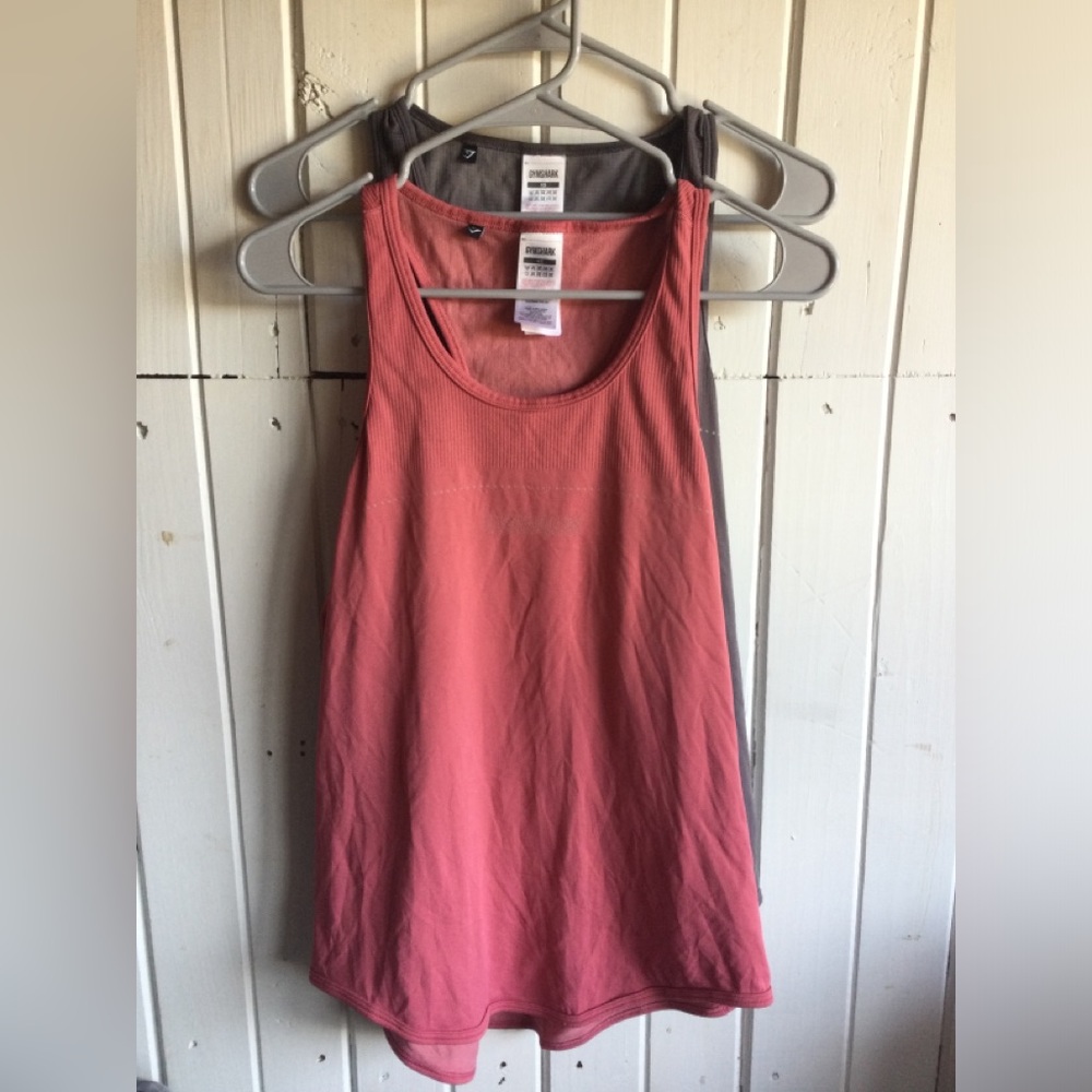 Womens Gymshark workout tank top bundle size xs/s